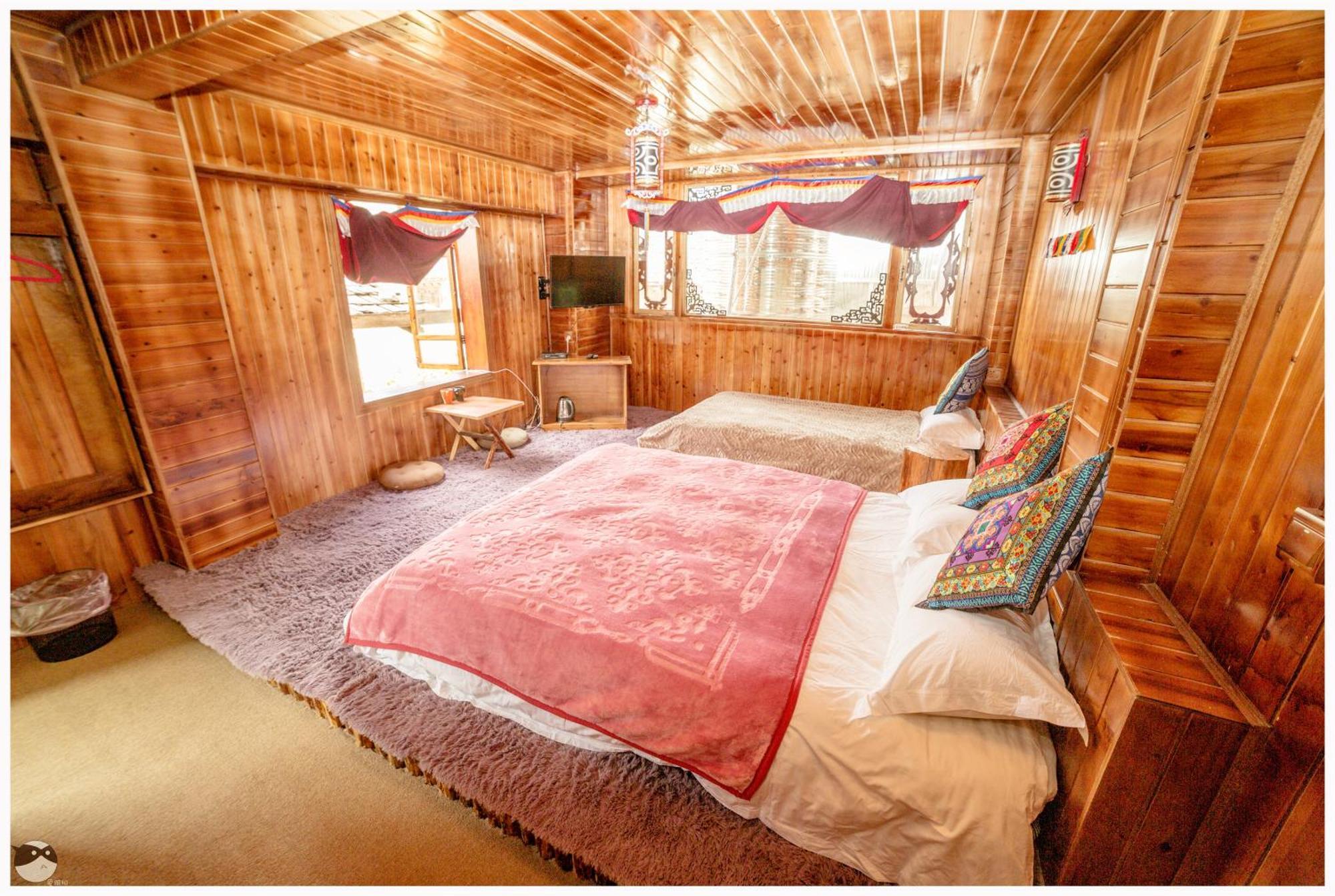 Yi'S Hostel Šangri-La Pokoj fotografie
