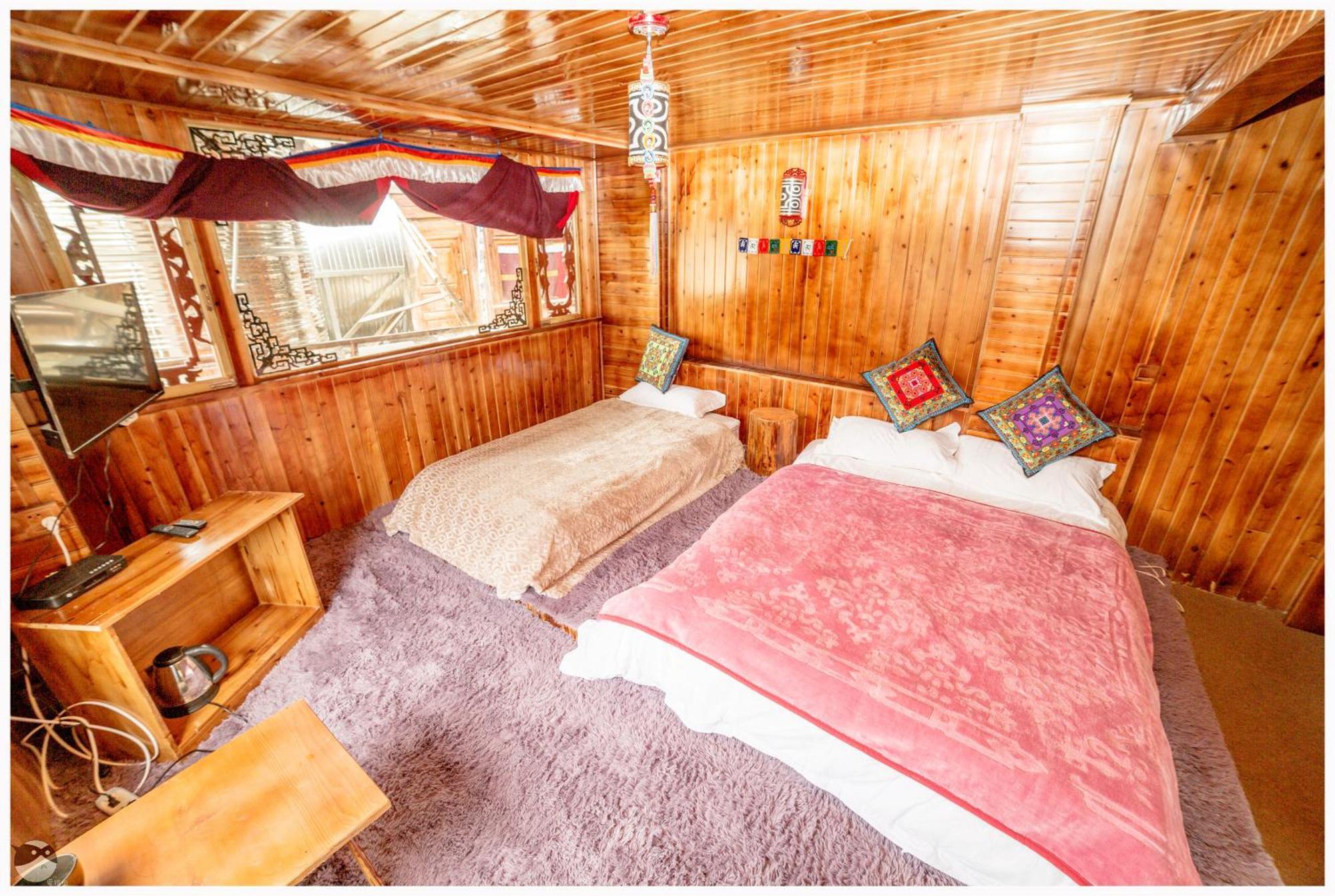 Yi'S Hostel Šangri-La Pokoj fotografie